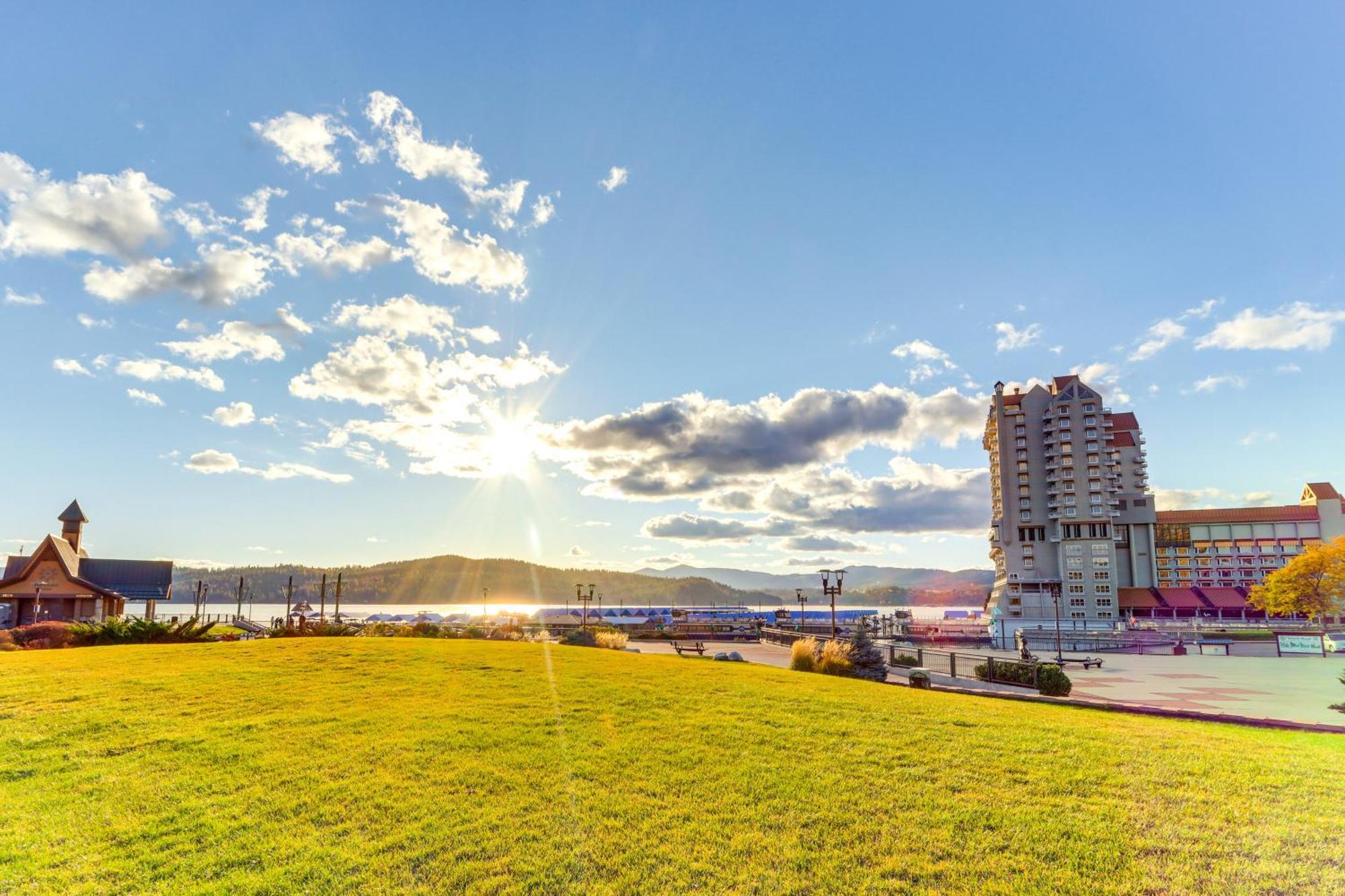Modern Coeur Dalene Getaway Condo Walk Downtown! Coeur d'Alene Eksteriør billede