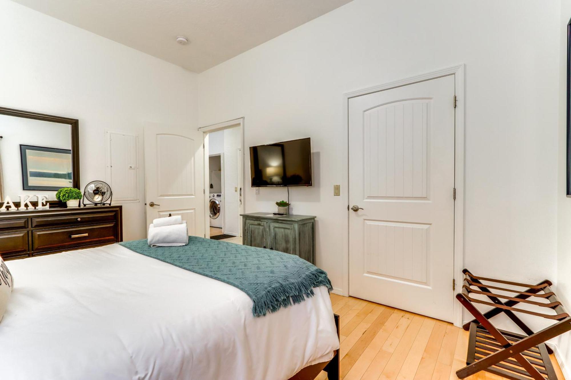 Modern Coeur Dalene Getaway Condo Walk Downtown! Coeur d'Alene Eksteriør billede